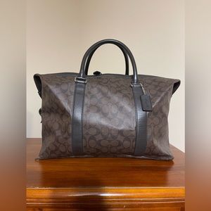 Coach duffel bag. Barely used, looks new.